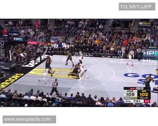 勇士与火箭激战四月一日赛场巅峰对决精彩纷呈引发球迷热议